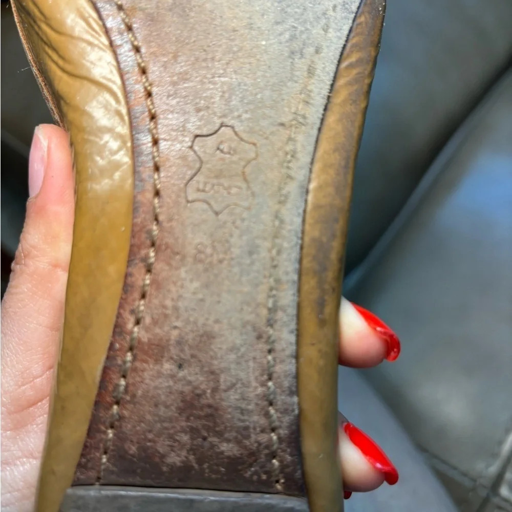 Tory Burch Tan and Gold Ballet Flats